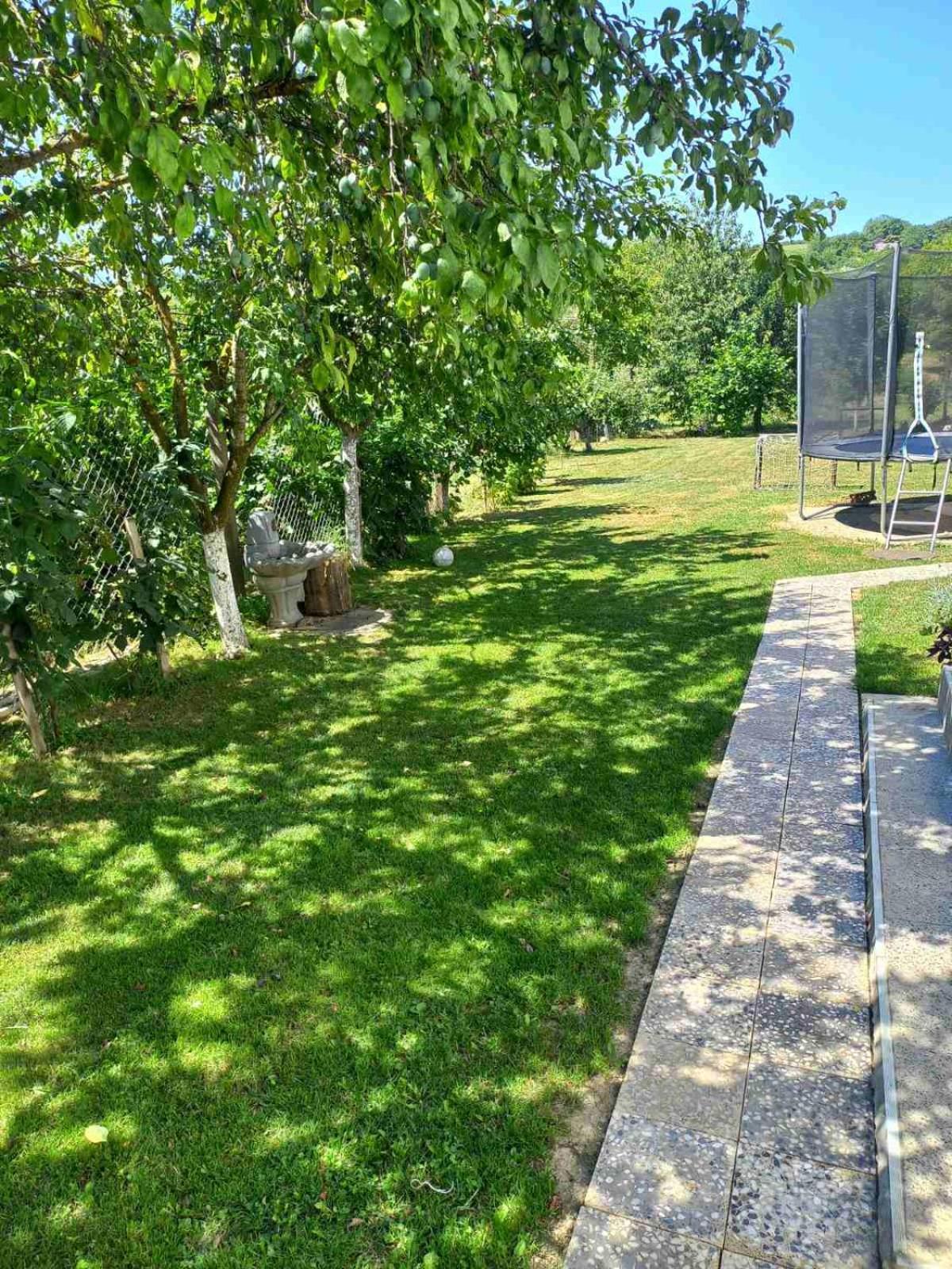 Apartman Flora Rednek Kültér fotó